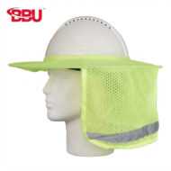 High‑visibility neon sun hat with a wide brim and mesh neck shield shown on a mannequin for sun protection while outdoors, brand logo in top left.