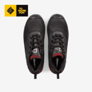 Top-down view of black work boots with red lining, seen from above, with a yellow‑black 'TO WORK FOR' logo in the top-left corner.